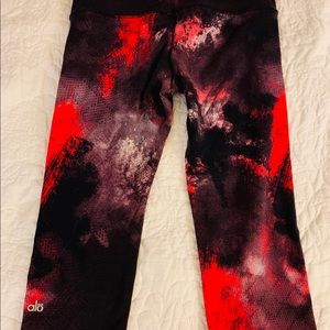 Alo Yoga Airbrush crop pants, medium